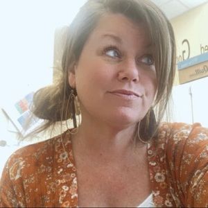 Meet your Posher, Kendi